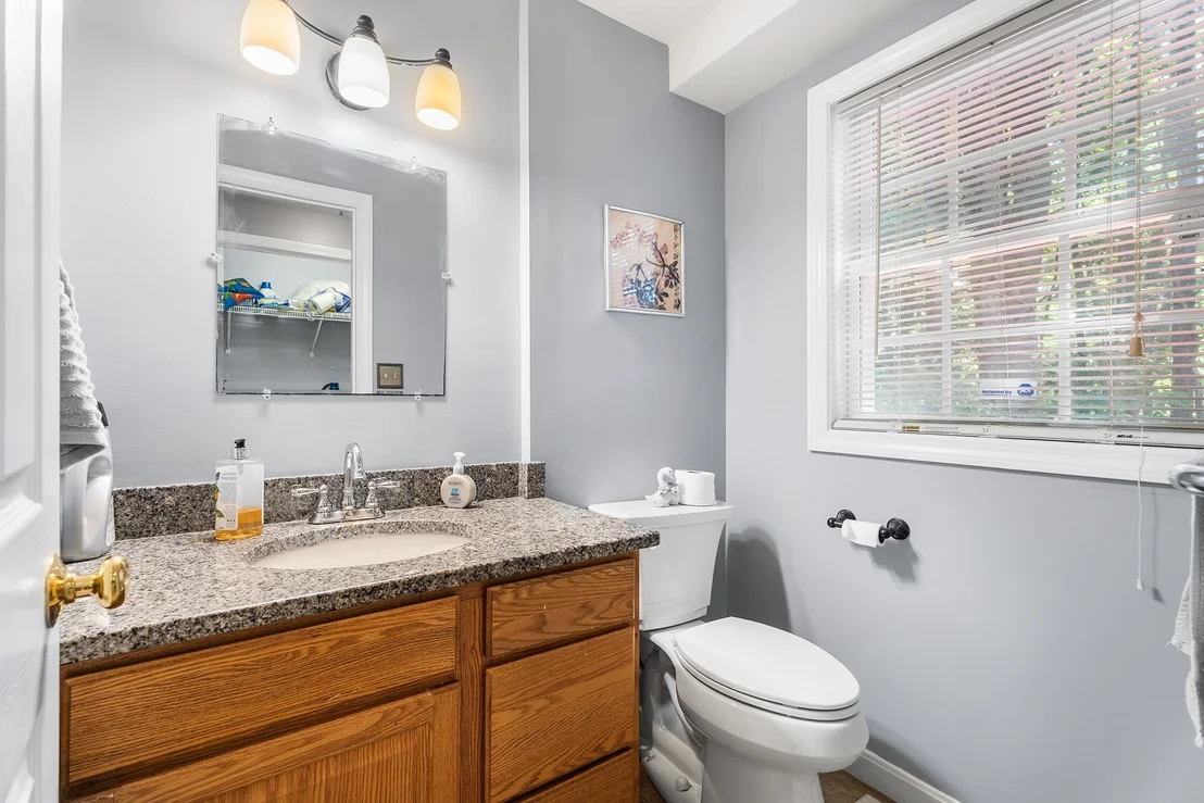 Photo of 245 Hampstead St