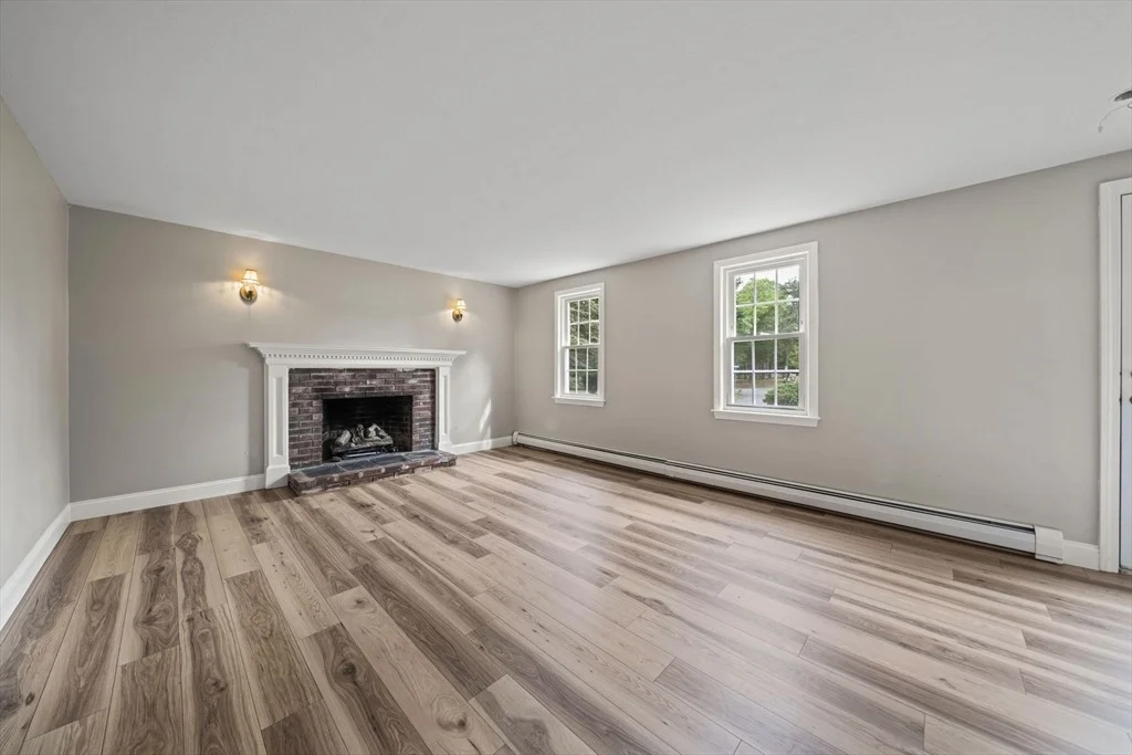 Photo of 6 Nathans Way