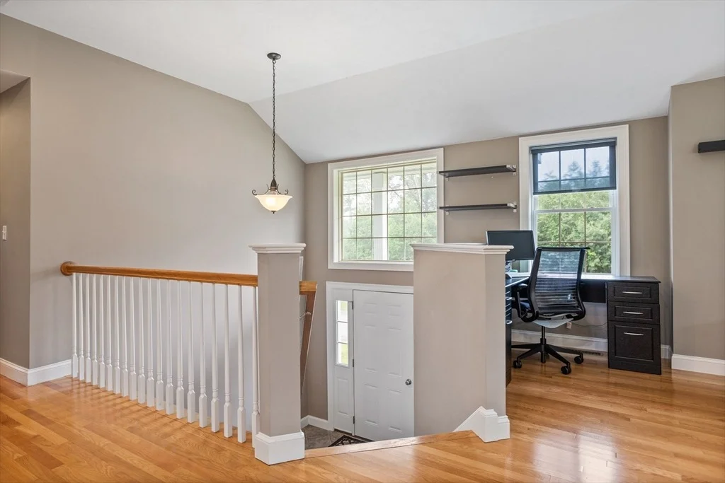 Photo of 23 Hemlock Dr
