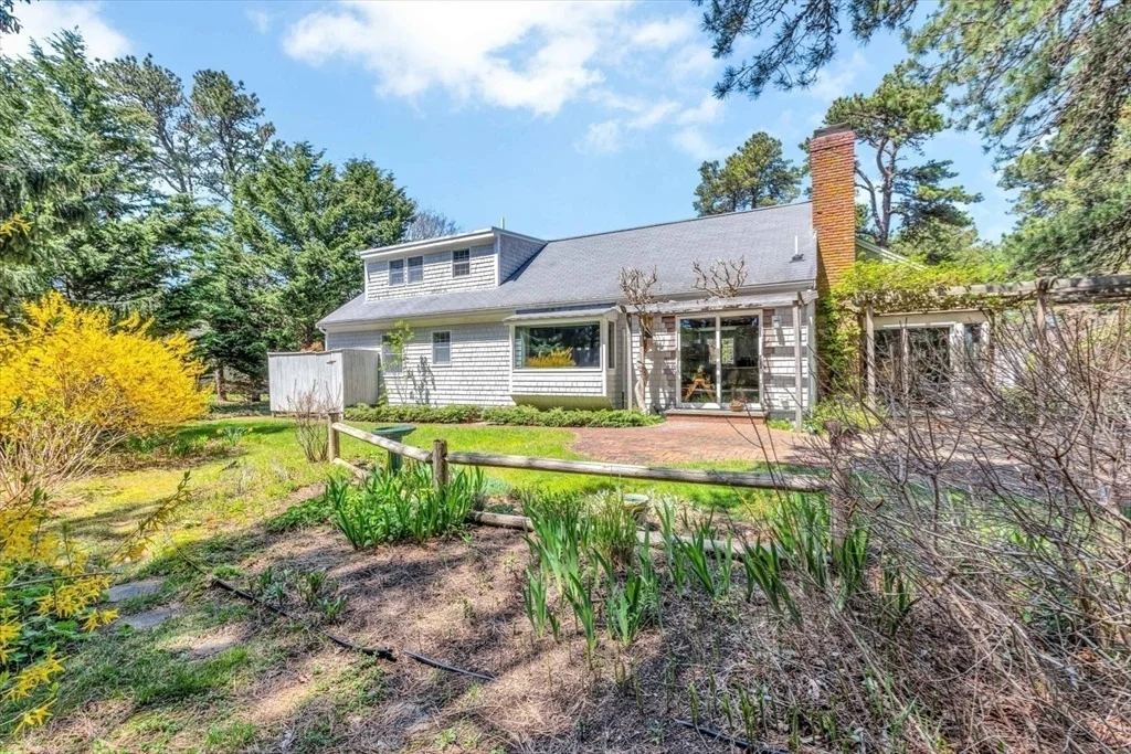 Photo of 20 Bantry Ln