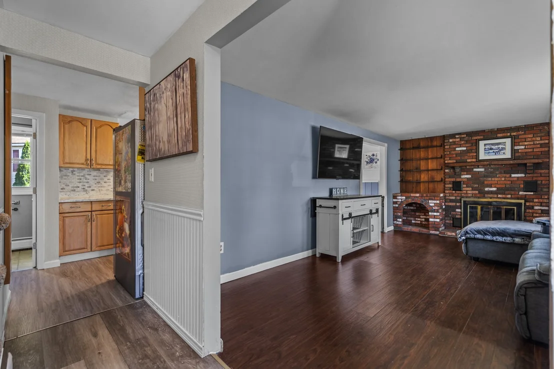 Photo of 105 Freda Ln