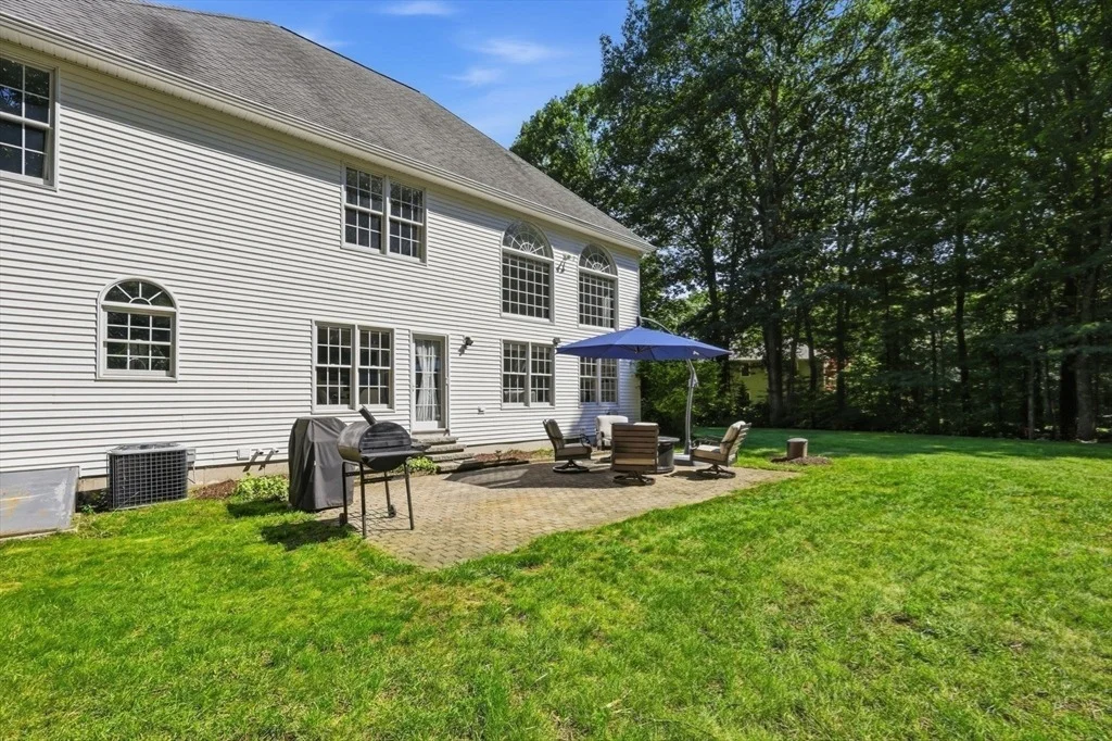 Photo of 19 Laurel Ridge Road