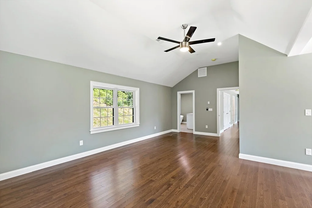 Photo of 50 Wayside Ln