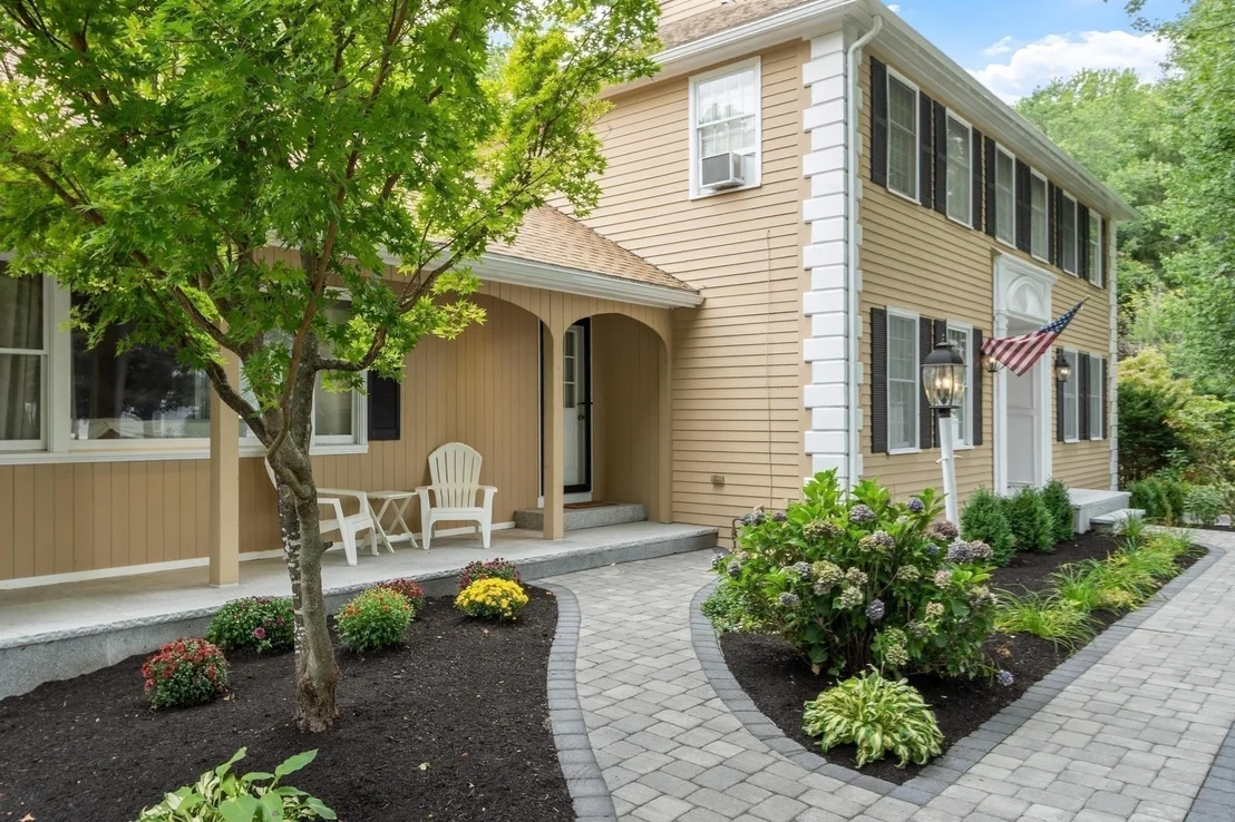 Photo of 56 Monteiro Way