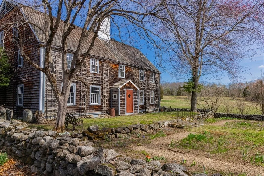 Photo of 9 Maple Street