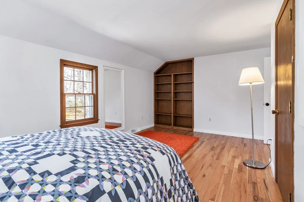 Photo of 21 Heather Rd