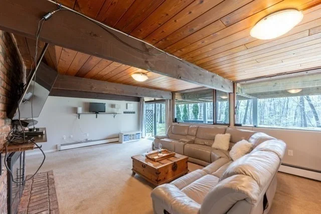 Photo of 9 Hampton Ln