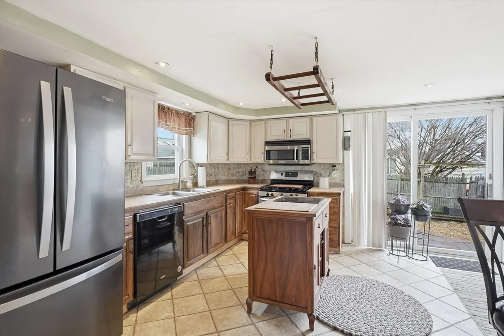Photo of 9 Saunders Road
