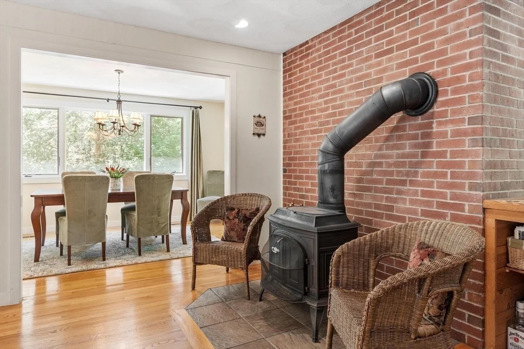 Photo of 78 Carroll Dr