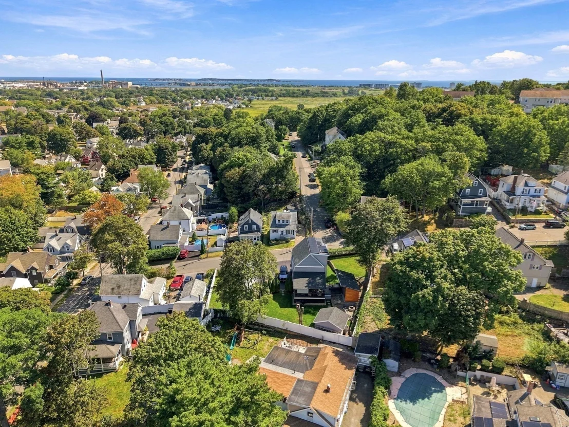 Photo of 6 Clifton Ave
