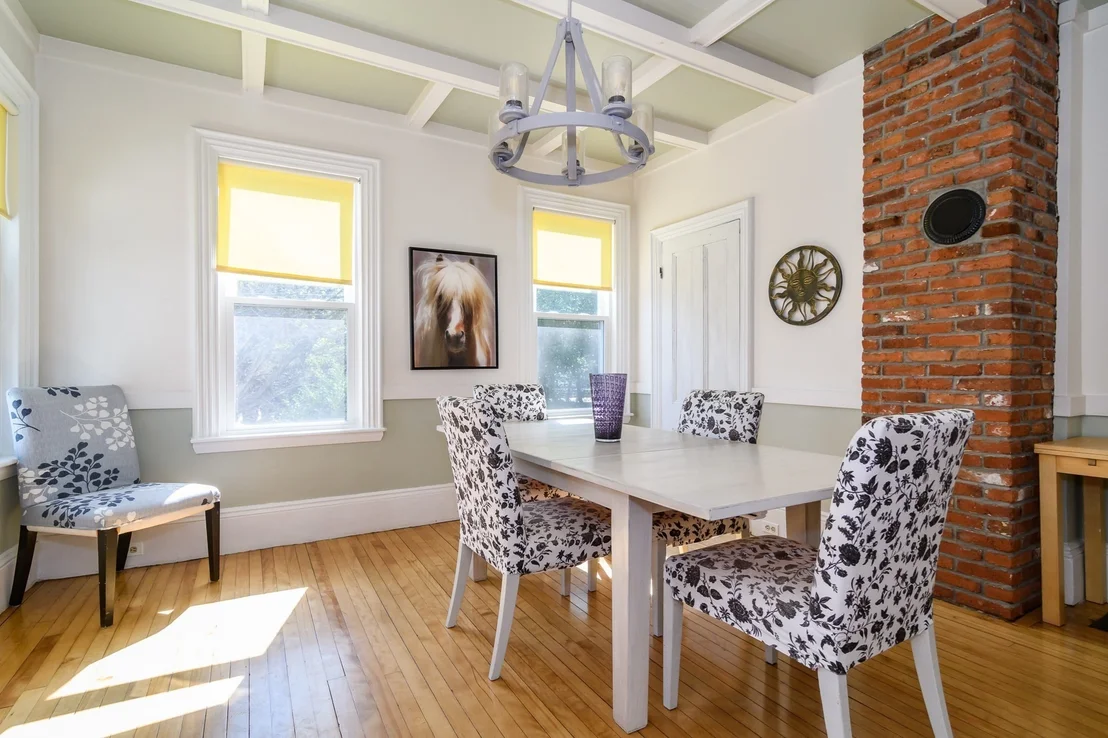 Photo of 164 Union St