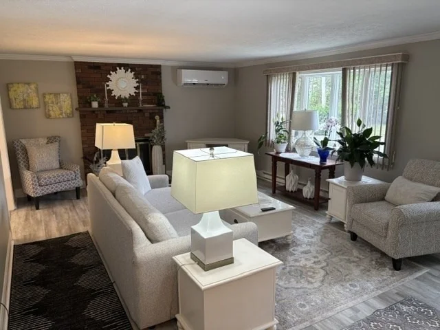 Photo of 567 Main St