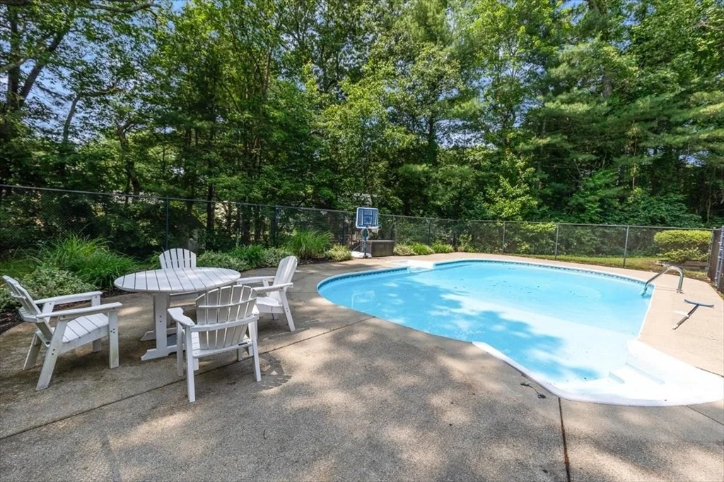 Photo of 12 Whitcomb Lane