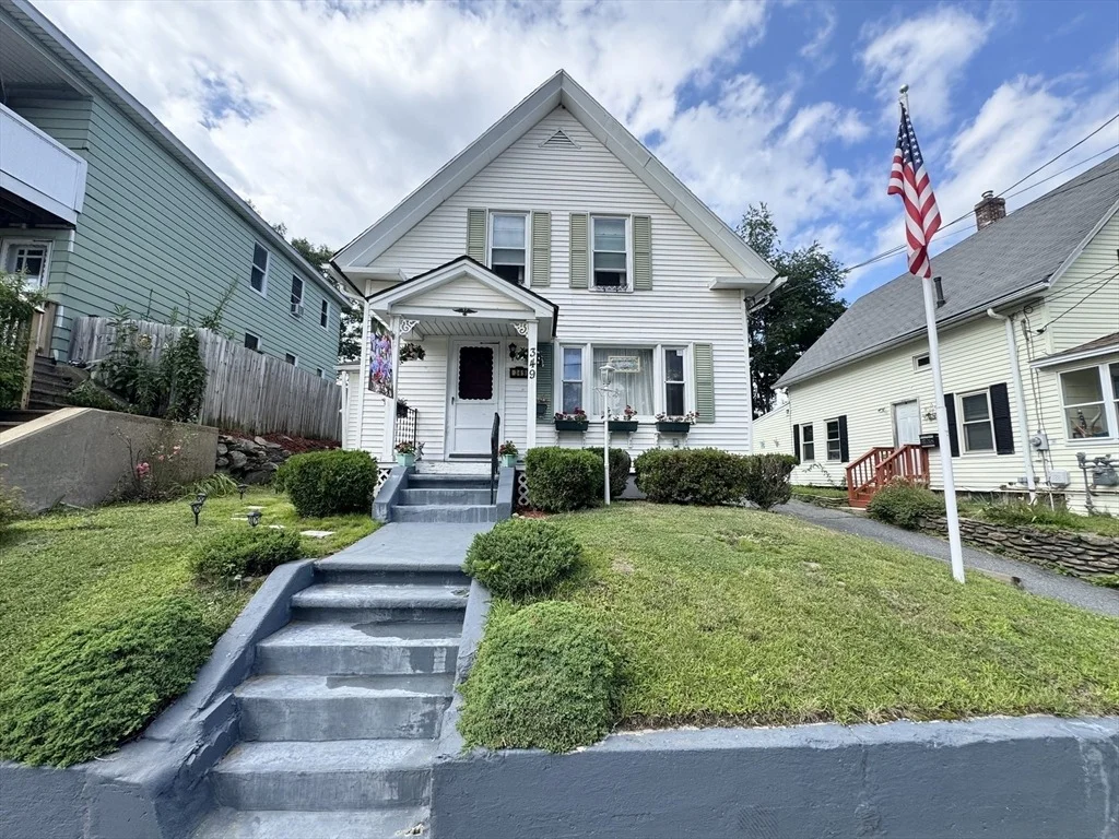 Photo of 349 Parker St