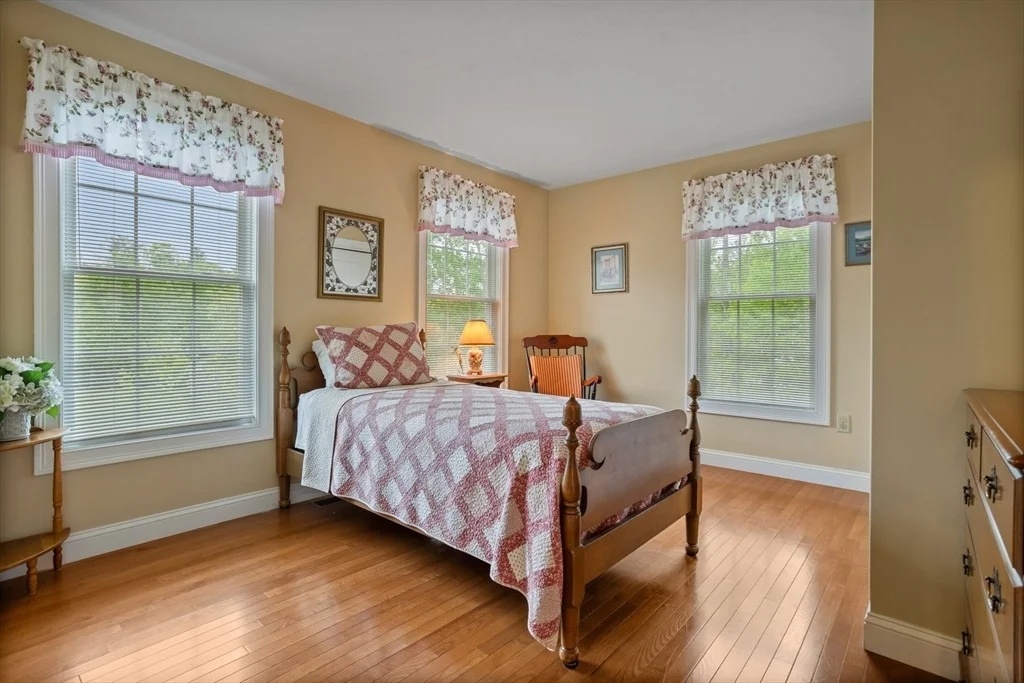 Photo of 71 Fox Run Drive