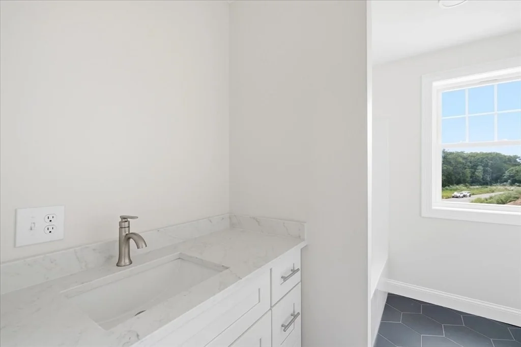Photo of 9 Jasmine Way