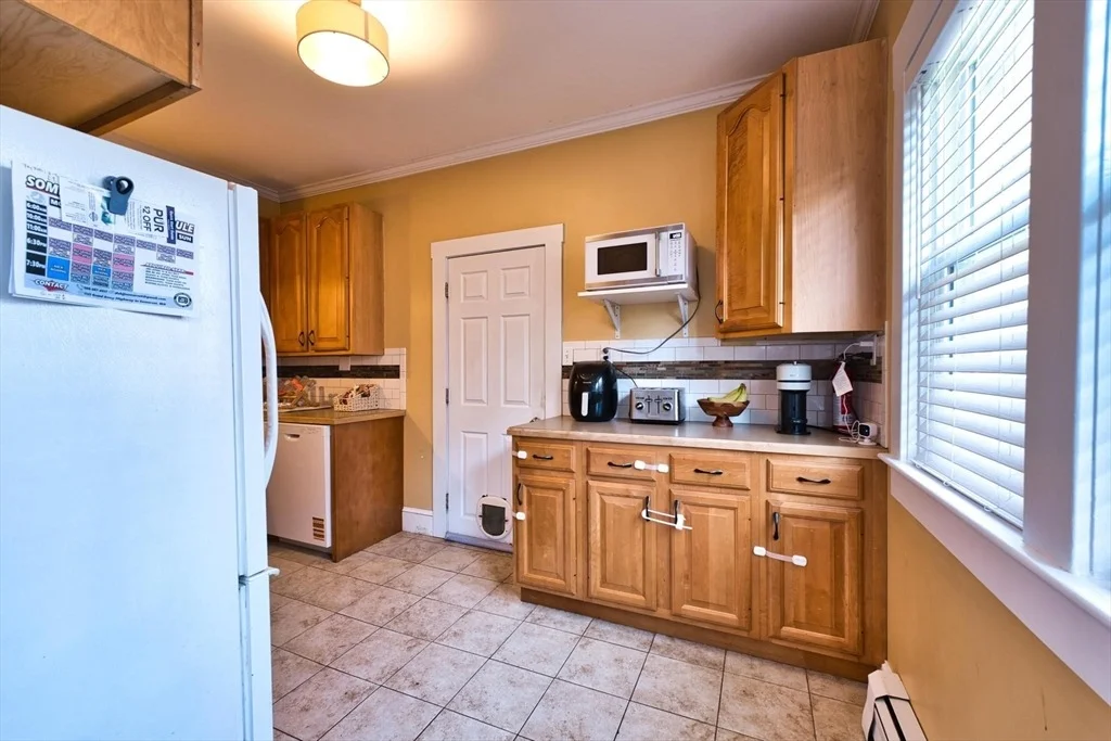 Photo of 627 King St