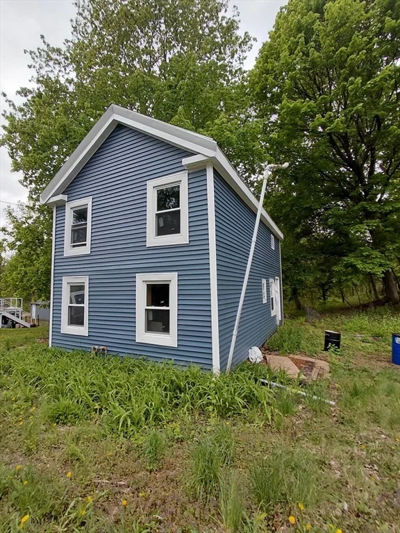 Photo of 247 Pecks Rd