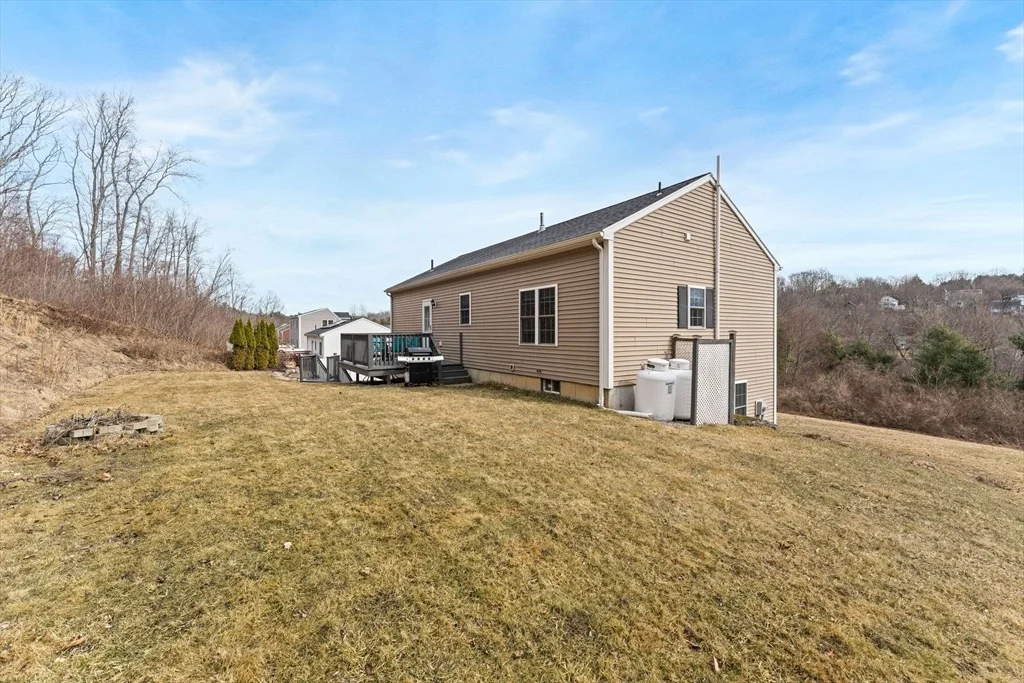 Photo of 99 Cournoyer Blvd