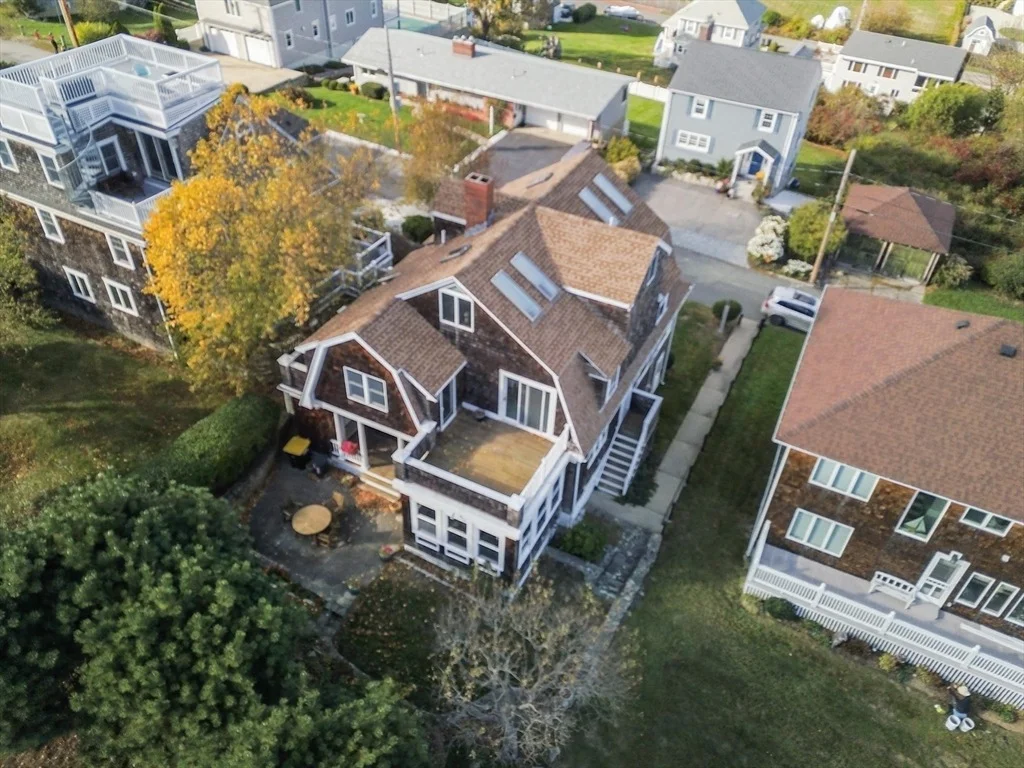 Photo of 48 Holbrook Ave