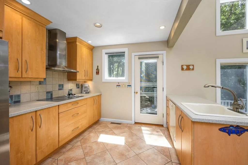 Photo of 20 Holly Rd