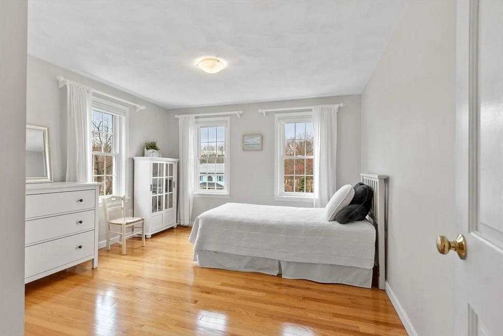 Photo of 18 Heather Drive