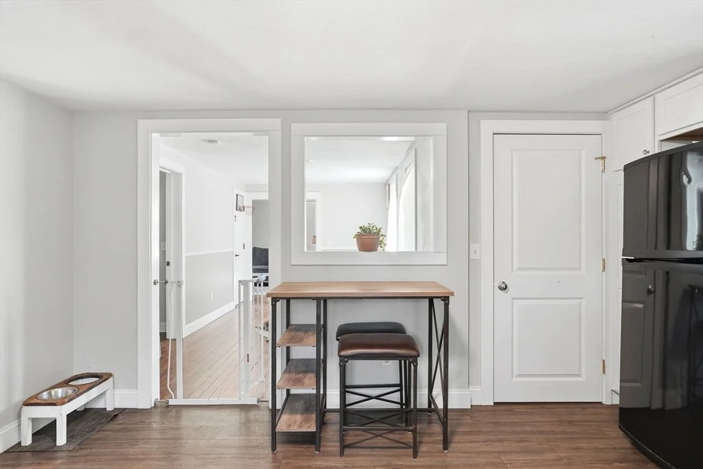 Photo of 72 Pembroke Ave