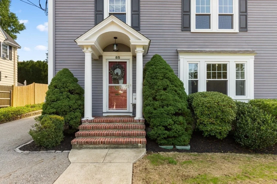 Photo of 85 Robbins Rd