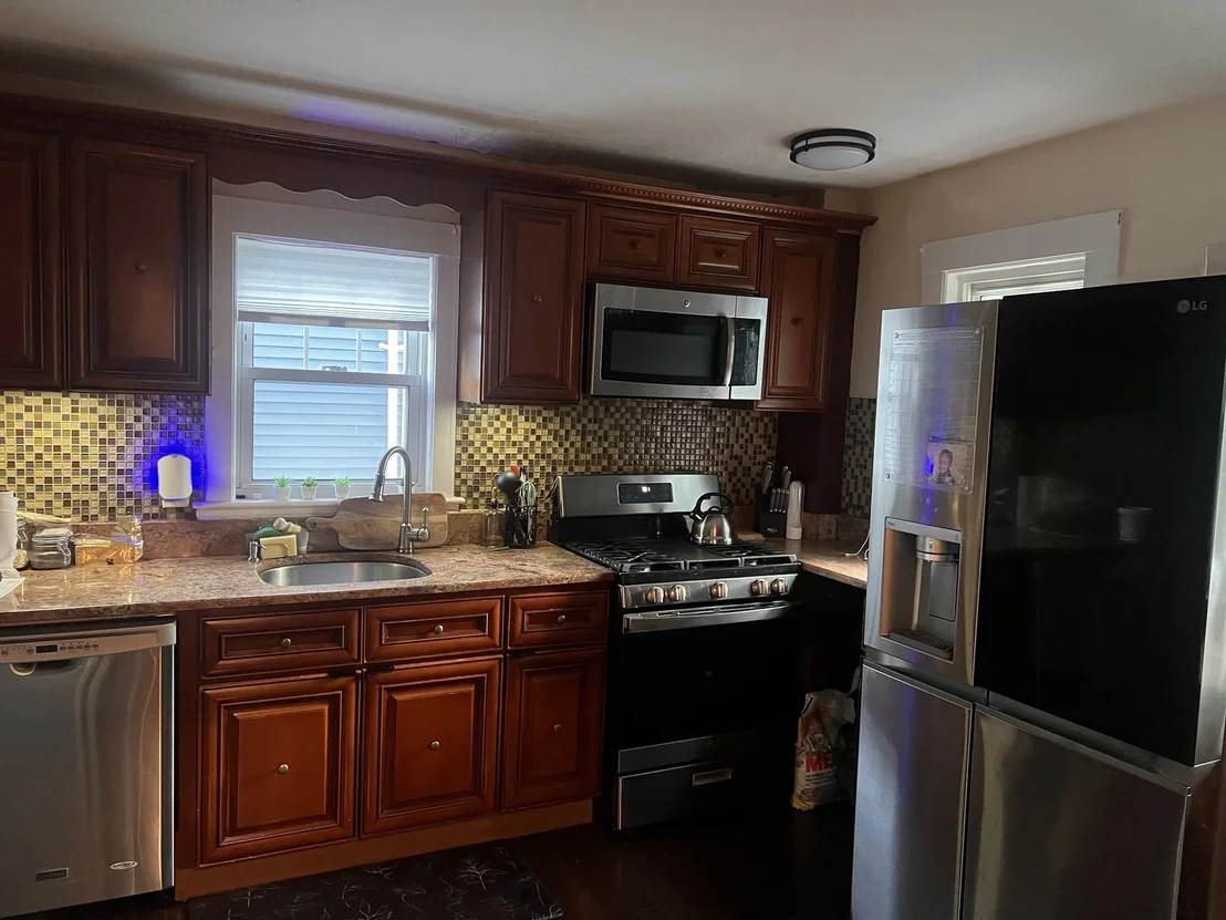 Photo of 21 Commonweath Ave