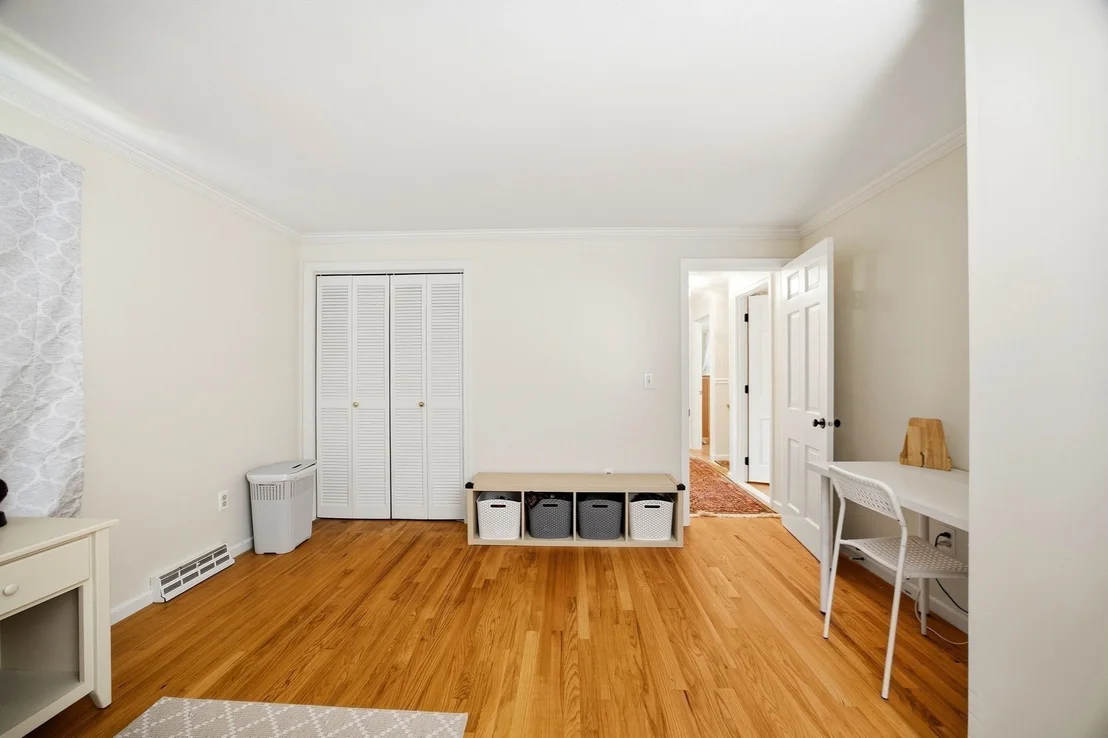 Photo of 64 Cambridge Cir