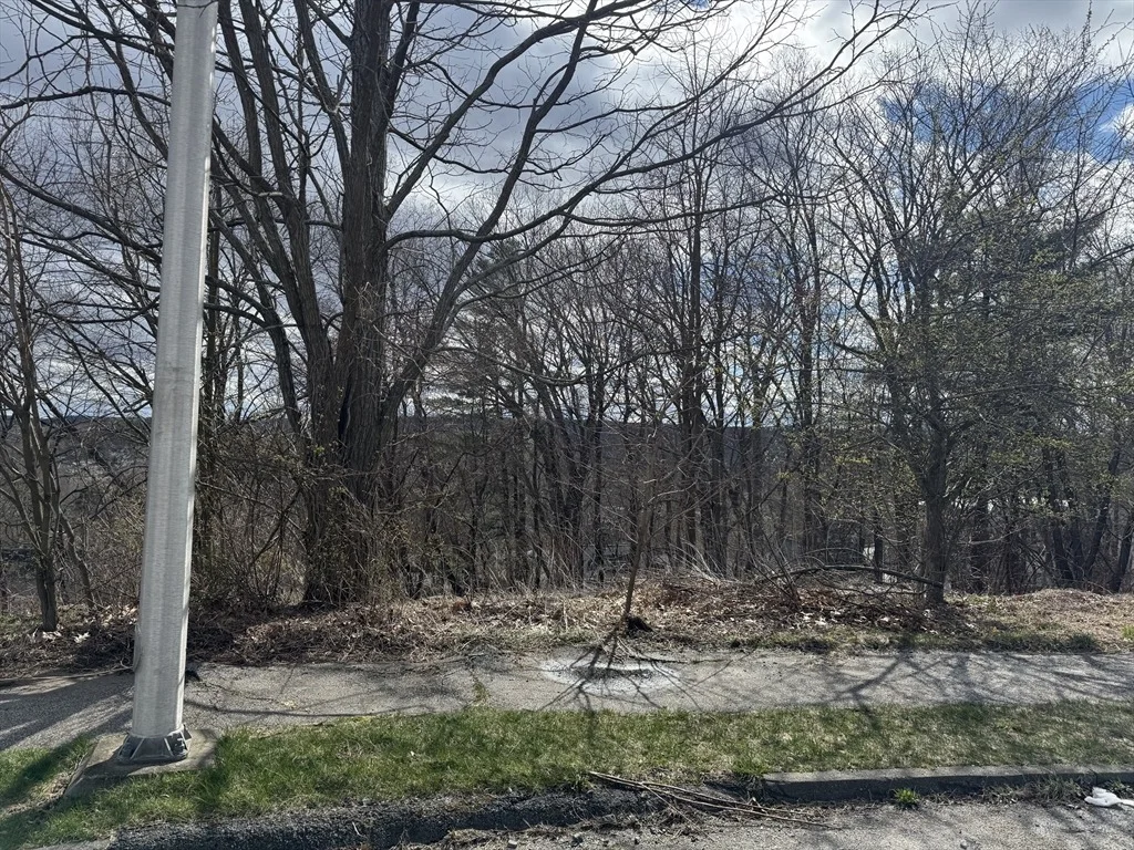 Photo of 44 Rustic Drive