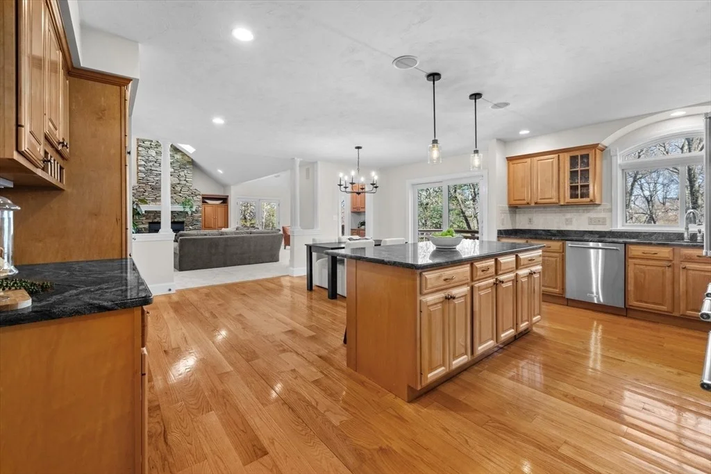 Photo of 10 Fatima Dr