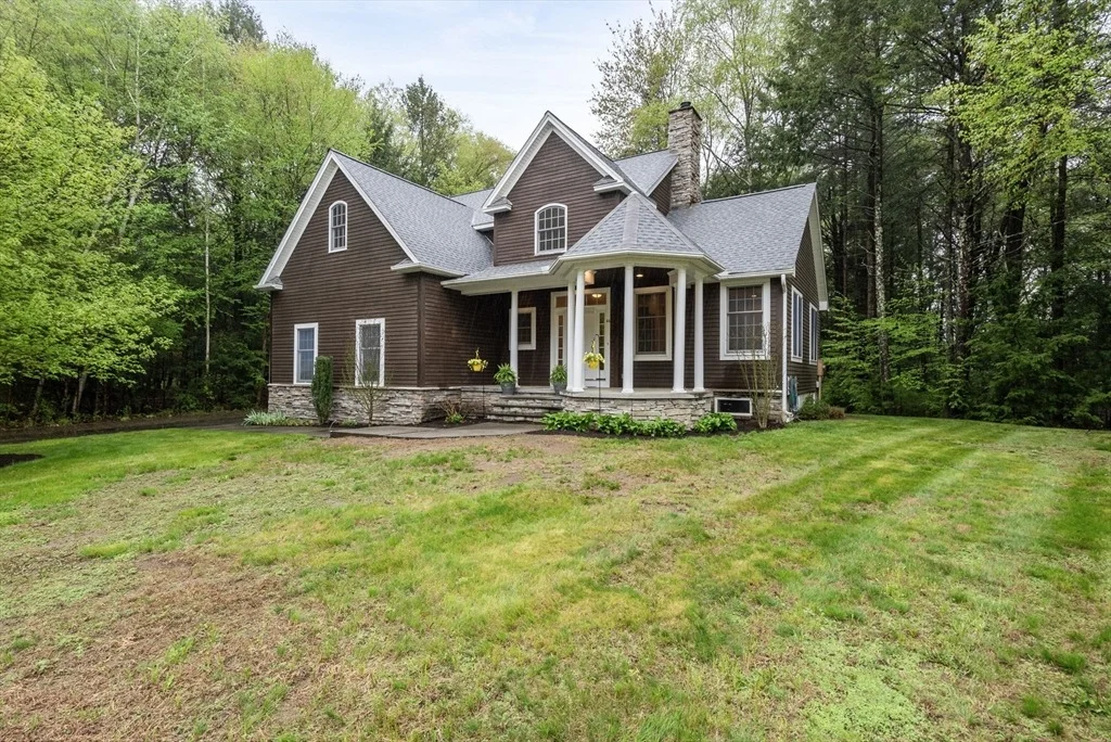 Photo of 44 Carillon Cir