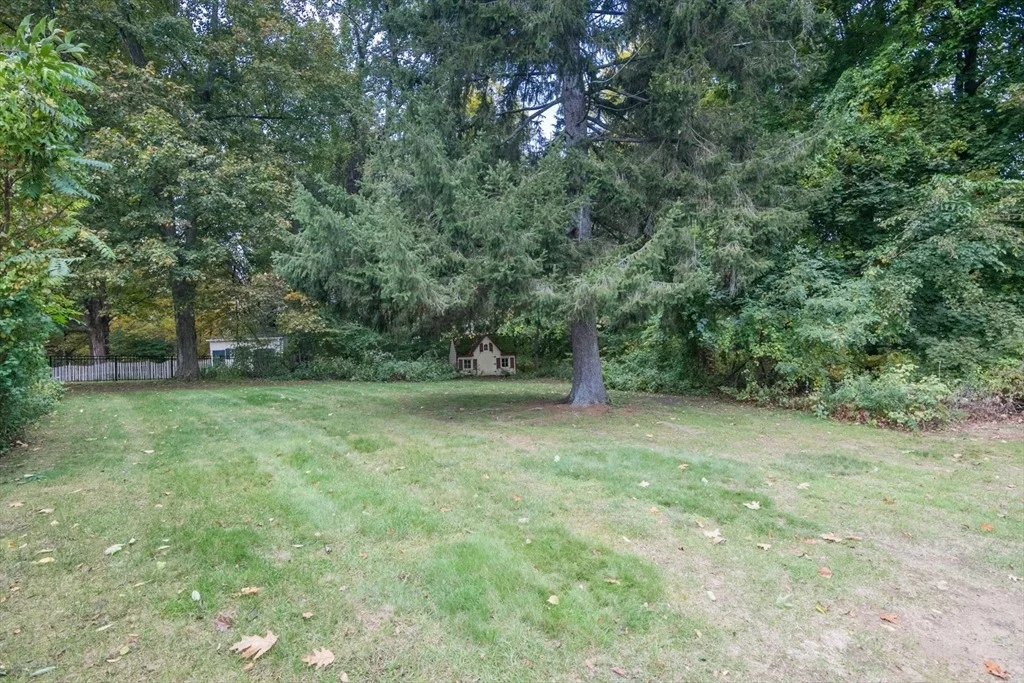 Photo of 32 Longview Dr