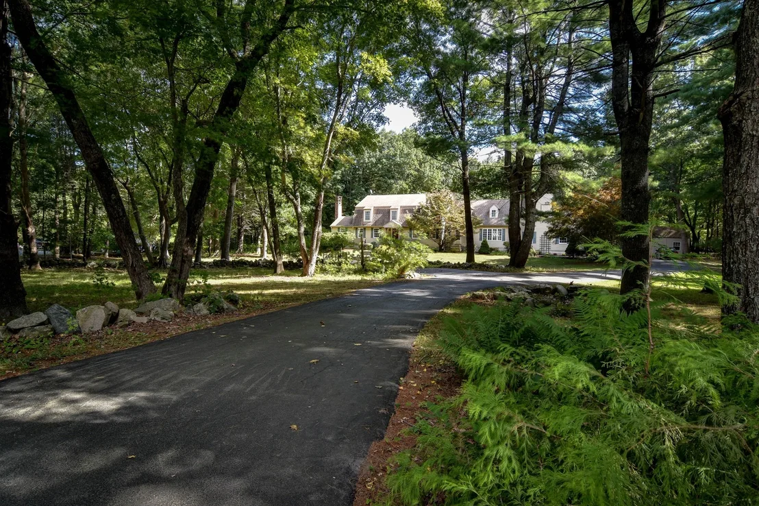 Photo of 46 Donnelly Dr