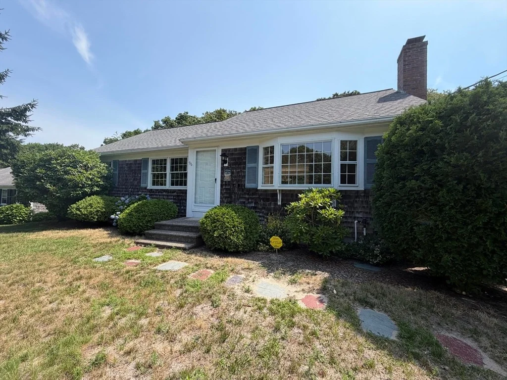Photo of 96 Pawkannawkut Dr