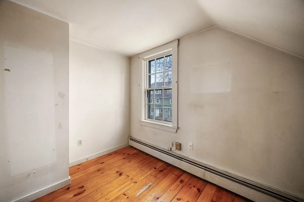 Photo of 54 Rowland St
