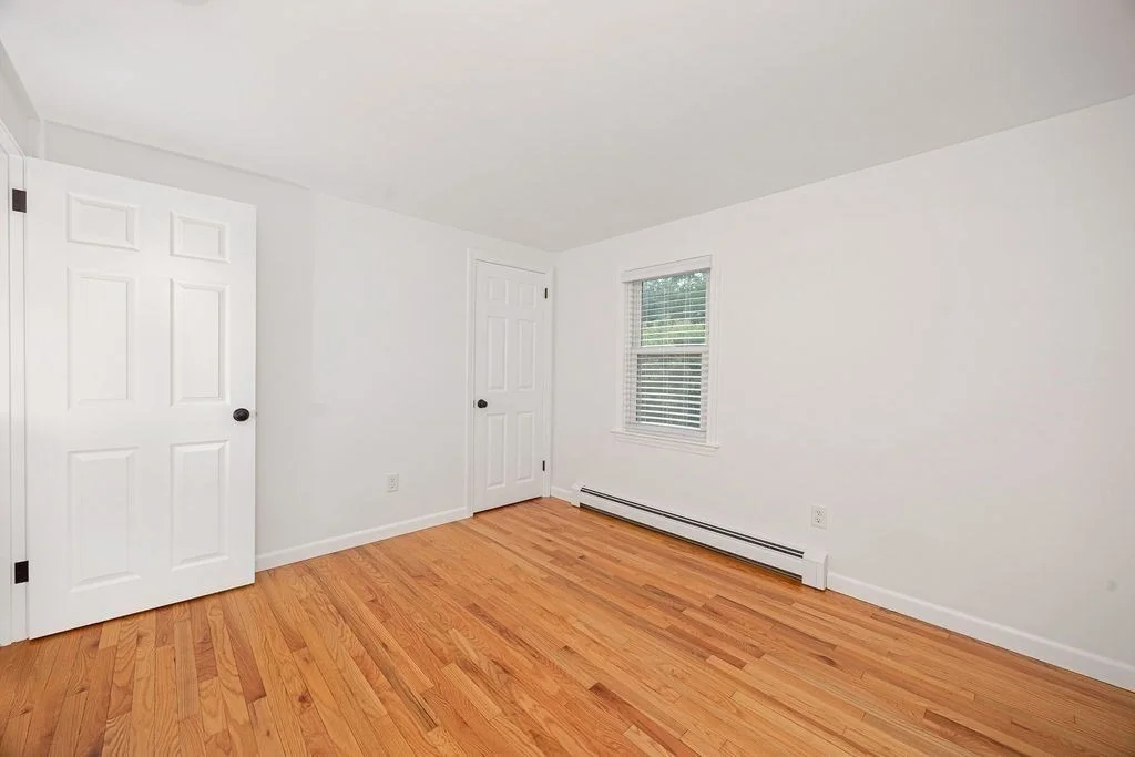 Photo of 6 Hilltop Dr