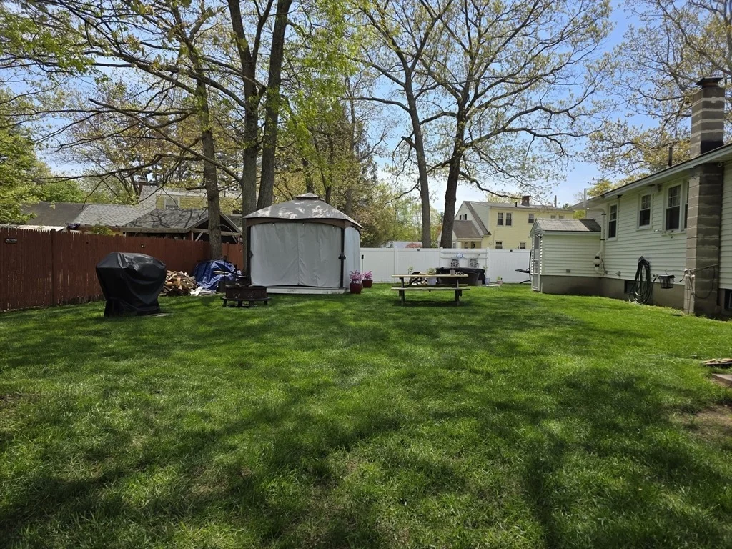 Photo of 8 Crest Drive