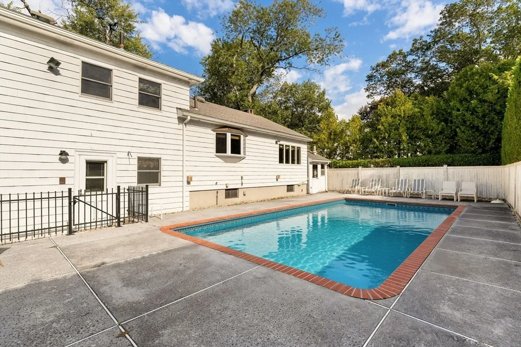 Photo of 50 Tomahawk Rd