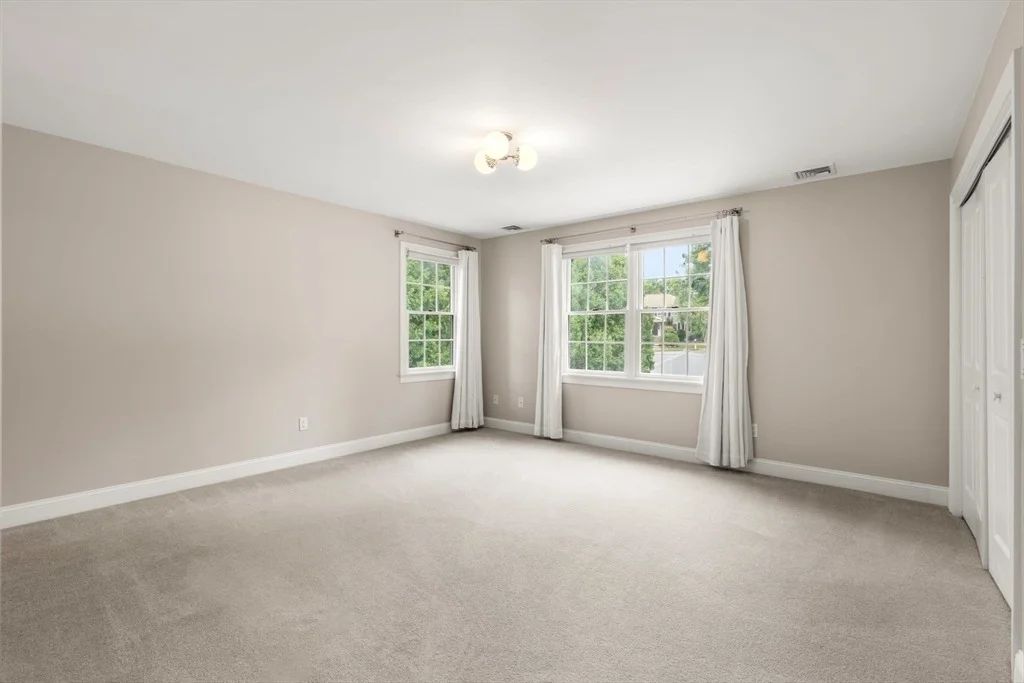 Photo of 94 Cynthia Rd