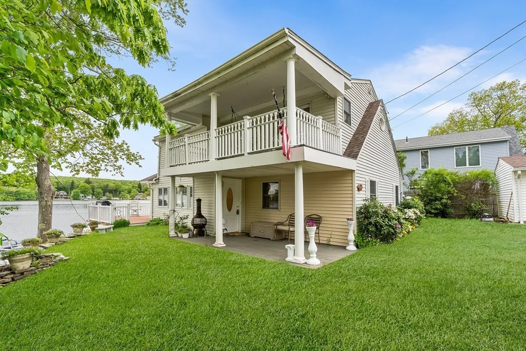 Photo of 11 Bayside Dr