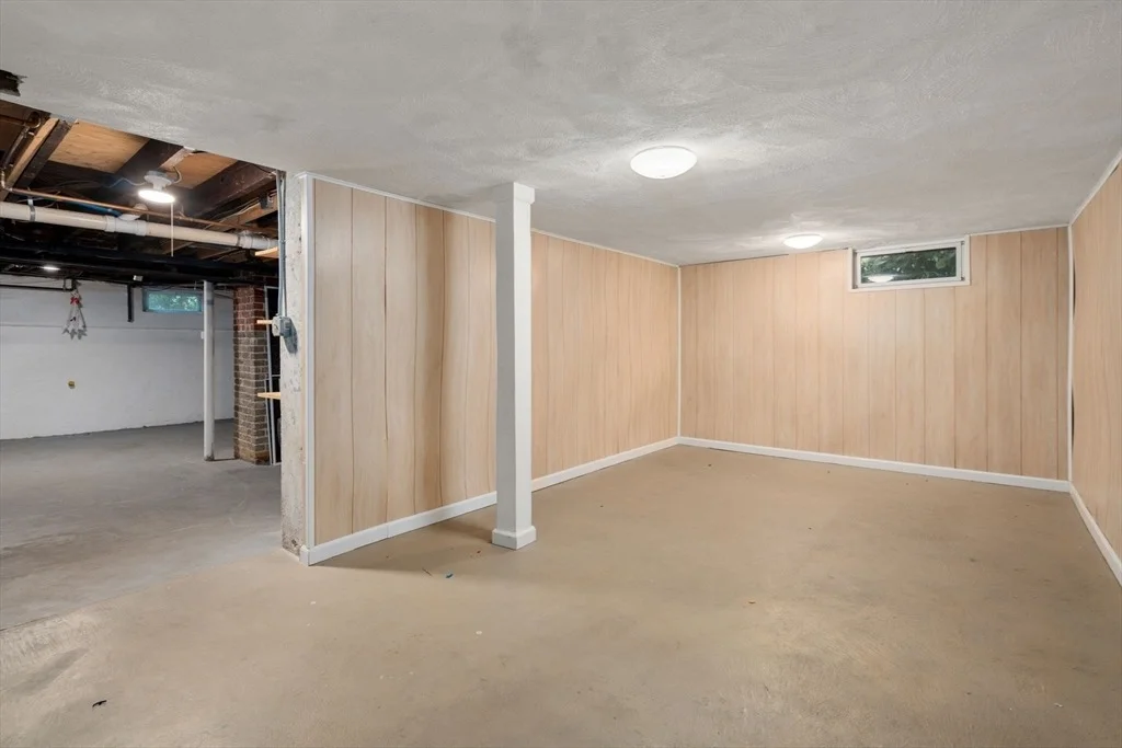 Photo of 74 Van Ness Road