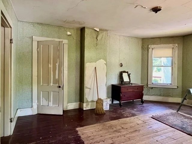 Photo of 107 Riverside Drive