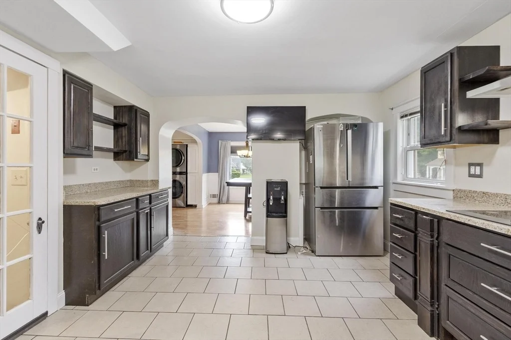 Photo of 101 Starrett Ave