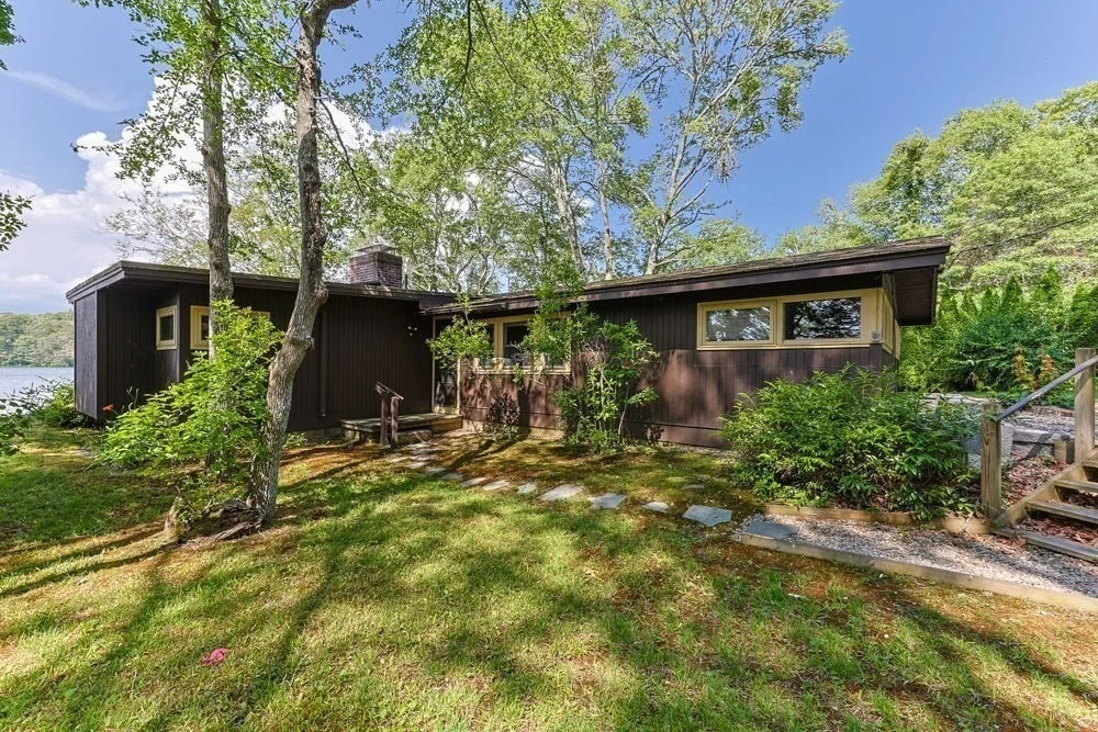 Photo of 35 Santuit Ln