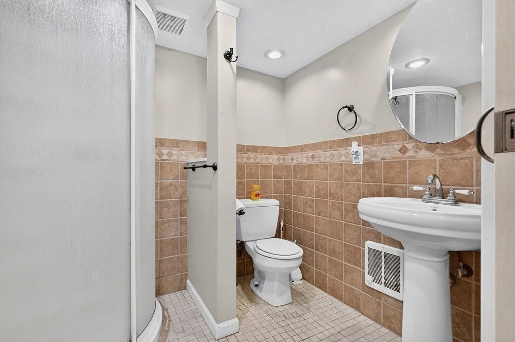 Photo of 279 Sprague Street