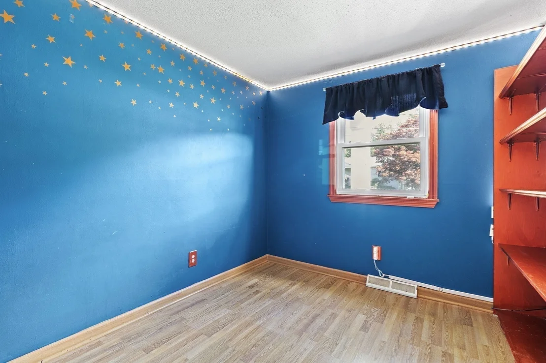 Photo of 21 Puddingstone Ln
