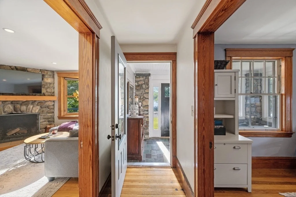 Photo of 67 Pond St