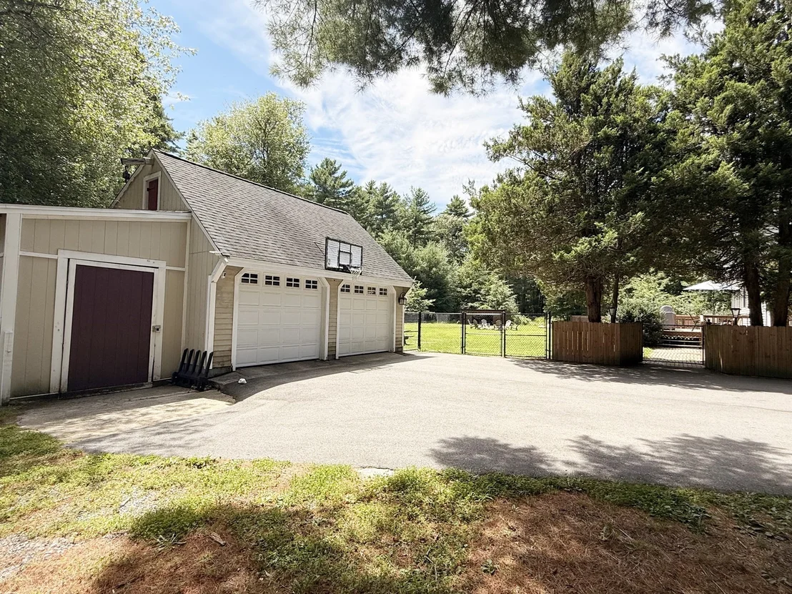 Photo of 35 Beach St